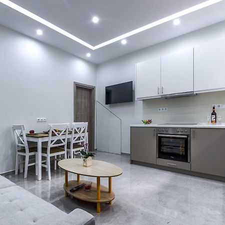 Renovated 2Bd House Close To Pireus Port エクステリア 写真